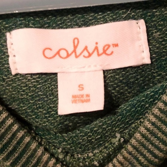 Colsie crewneck - Picture 2 of 3